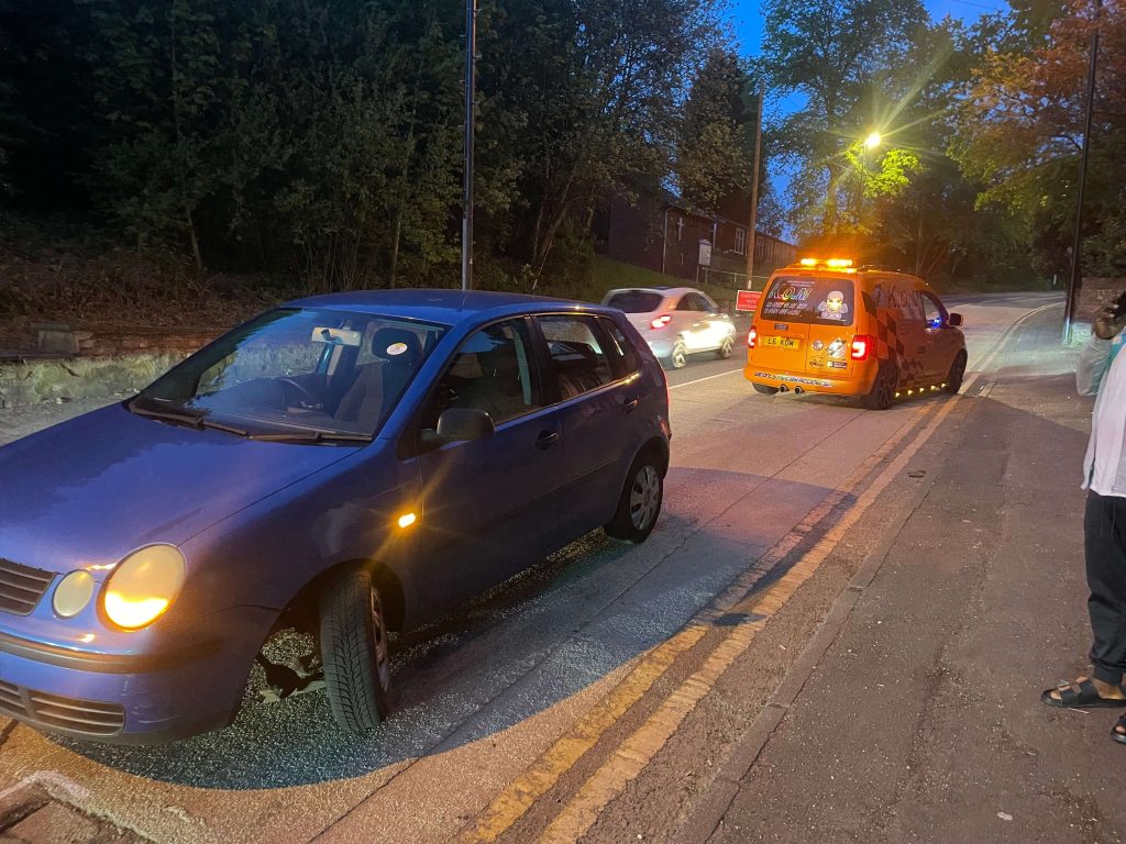 Roadside vehicle recovery after dark